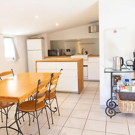 Spacieux Rochereau Apartment